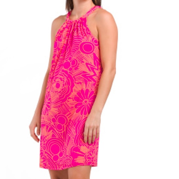 Trina Turk Dresses & Skirts - New Trina Turk pink Juju halter neck mini resort ready shift dress. Size XS